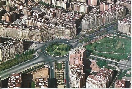 POSTAL A3966: Vista aerea de la Plaza Calvo Sotelo de Barcelona