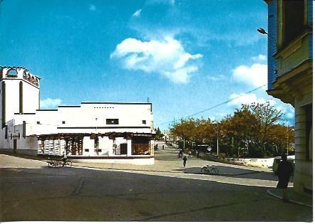 POSTAL A3933: Avenida del Espolon en Almendralejo