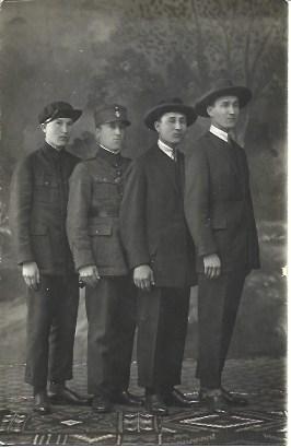 POSTAL A3372: Hombres