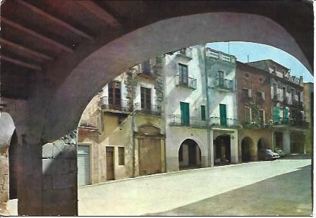POSTAL A3712: Plaza del Generalisimo en Castello d'Empuries