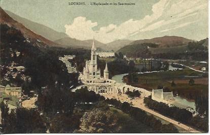 POSTAL A4568: Explanada y santuario de Lourdes