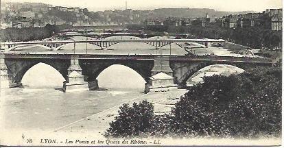 POSTAL A4609: Puentes de Lyon