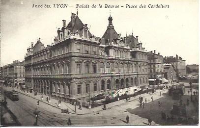 POSTAL A4588: Bolsa de Lyon