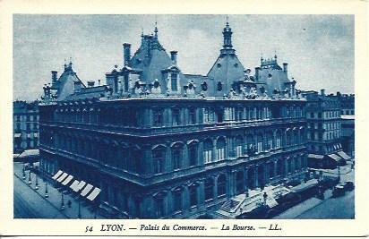 POSTAL A4590: Palacio de Comercio de Lyon