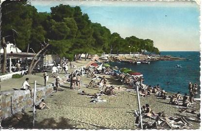 POSTAL A4730: Playa de Boulouris
