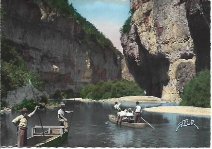 POSTAL A4761: En barca en Les Gorges du Tarn
