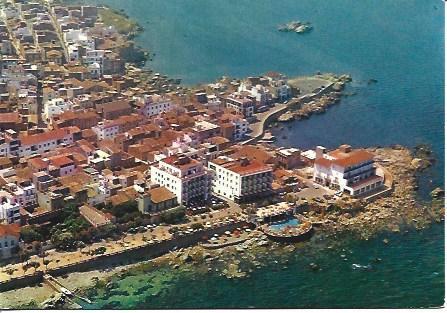 POSTAL A4217: L'Escala desde el aire
