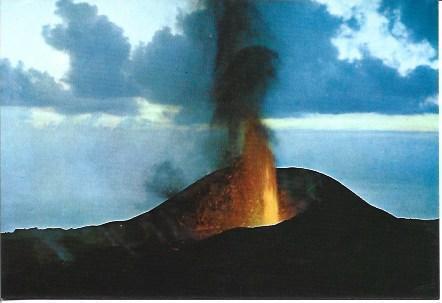 POSTAL A4264: Volcan de Teneguia en Fuencaliente