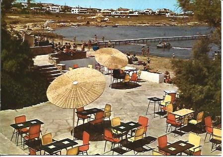 POSTAL A4251: Terraza en la playa de Riells de L'Escala