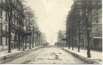 POSTAL A4408: Boulevard en Dijon, Francia