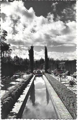 POSTAL A4389: Jardines del Generalife de Granada