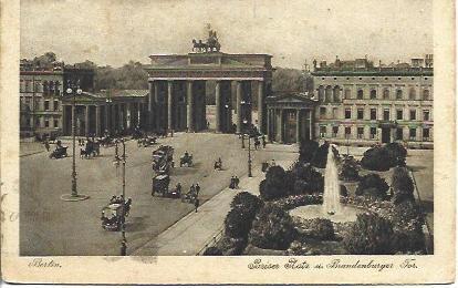 POSTAL A4446: Puerta de Branderburgo en Berlin