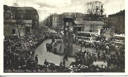 POSTAL A4447: Plaza Potsdamer en Berlin
