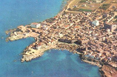 POSTAL PV06686: Vista aerea del pueblo de La Escala