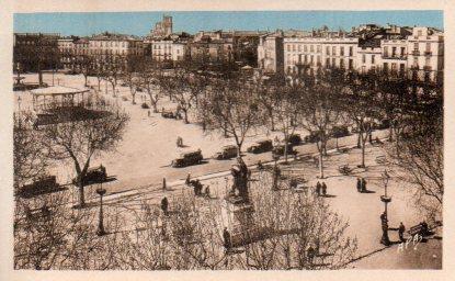 POSTAL PV06601: Beziers. Place Jean-Jaures et Statue Paul Riquet