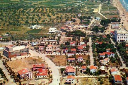 POSTAL PV06693: Vista aerea parcial de la Urbanizacion Brisamar en Comarruga
