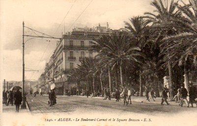 POSTAL PV06465: Alger. Le Boulevard Carnot et le Square Bressou