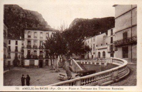POSTAL PV07005: Amelie-les-Bains. Place et Terrasse des Thermes Romains