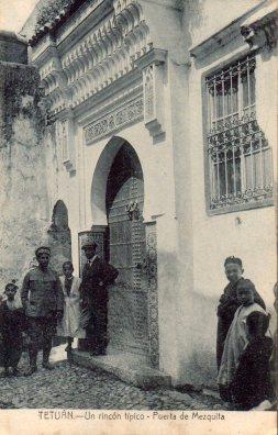 POSTAL PV06949: Tetuan, un rincon tipico. Puerta de Mezquita