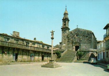 POSTAL PV06795: Plaza de Jose Antonio en Rianxo, La Coruña