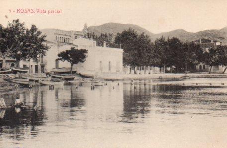 POSTAL PV06211: Vista parcial de Rosas en Gerona desde el mar