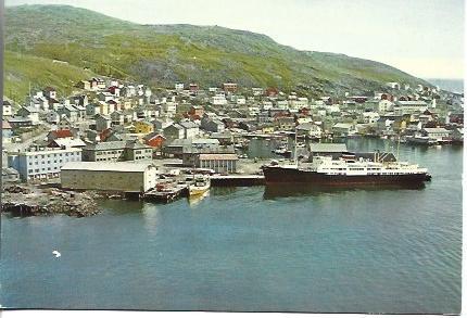 POSTAL A5136: Puerto y ciudad de Honnigsvag, Noruega