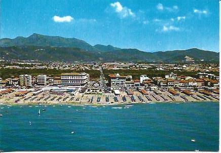 POSTAL A5090: Panoramica de Viareggio