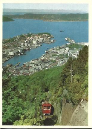 POSTAL A5103: Vista aerea de Bergen en Noruega