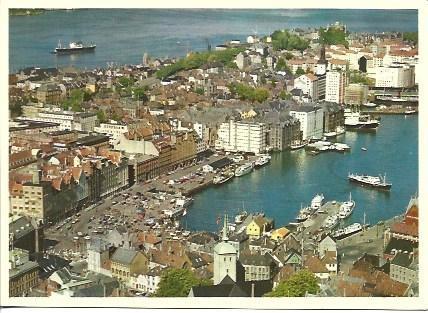 POSTAL A5101: Puerto de Bergen en Noruega