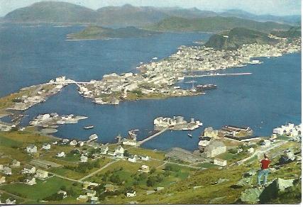 POSTAL A5096: Vista de Alesund en Noruega