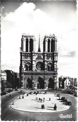 POSTAL A5271: Place du Farvis en Paris