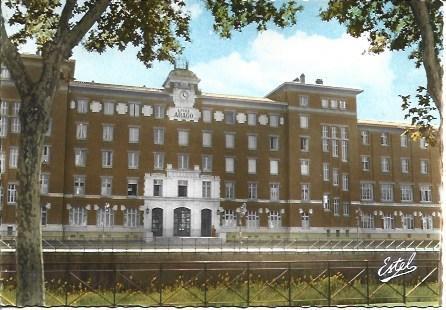POSTAL A5299: Lycee Arago en Perpignan