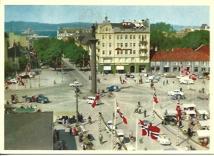POSTAL A5230: Plaza del Mercado de Trandheim, Noruega