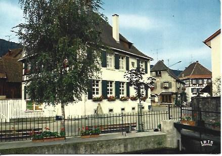 POSTAL A4879: La Mairie en Soultzbach Les Bains