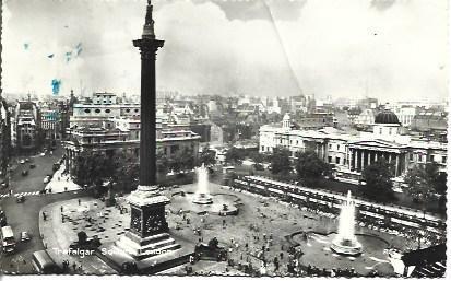 POSTAL A4920:  Trafalgar Square en Londres