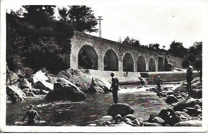 POSTAL A4857: Rio con bañistas en Francia