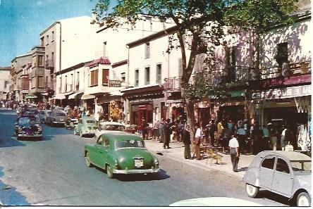 POSTAL A4849: Comercios en Le Perthus
