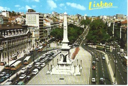 POSTAL A5021: Vista aerea de la Plaza de Restauradores en Lisboa