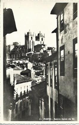 POSTAL A5026: Barrio tipico de Oporto
