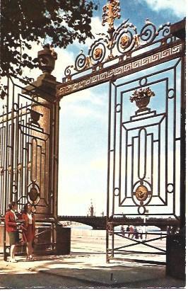 POSTAL A5052: Jardin de verano en Leningrado