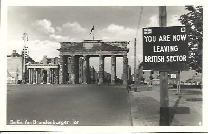 POSTAL A4983: Puerta de Branderburgo en Berlin