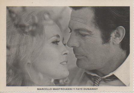 Postal E07770: Las Mas Bellas Postales. Cine de los años 60. Marcello Mastroianni y Faye Dunaway
