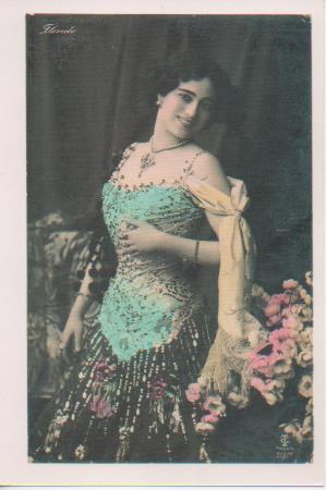 Postal E07789: Las Mas Bellas Postales del Siglo XIX y XX. Artistas Famosas. Florido
