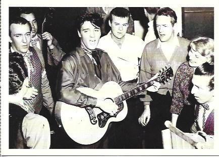 POSTAL A5770: Escena de King Croale con Elvis Presley