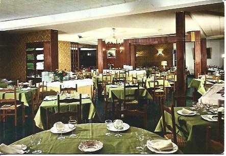POSTAL A5802: Restaurante Jai Alai de Madrid
