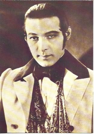 POSTAL A5991: Rudolph Valentino