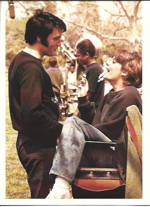 POSTAL A5658: Elvis Preley en Change of Habit