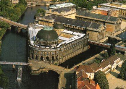 POSTAL PV07142: Aereal view of The Museum Island, Berlin