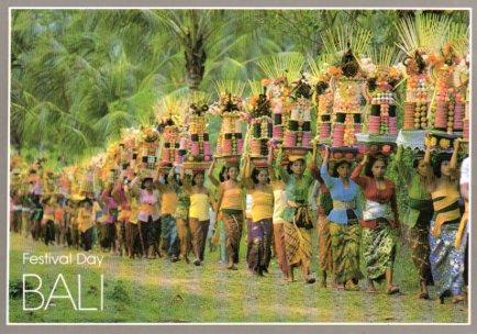 POSTAL PV07064: Festival Day, Bali