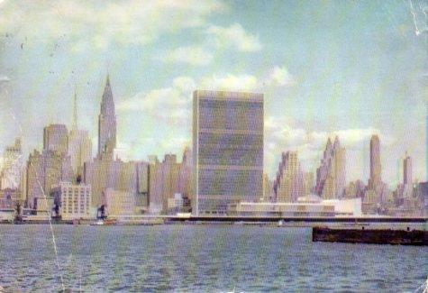POSTAL PV07275: An East River view of the United Nations